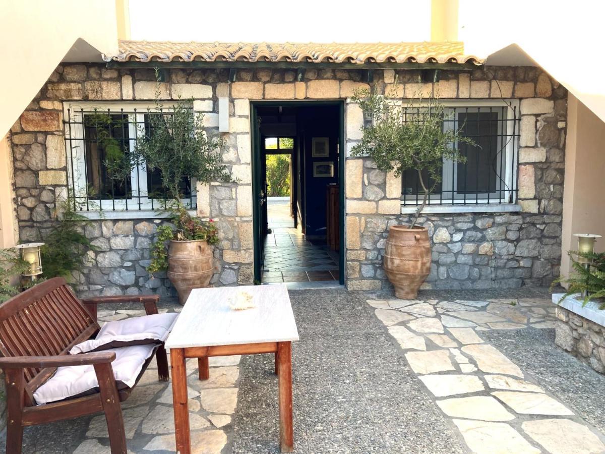 Sunny Garden Apartments Epidaurus Bagian luar foto