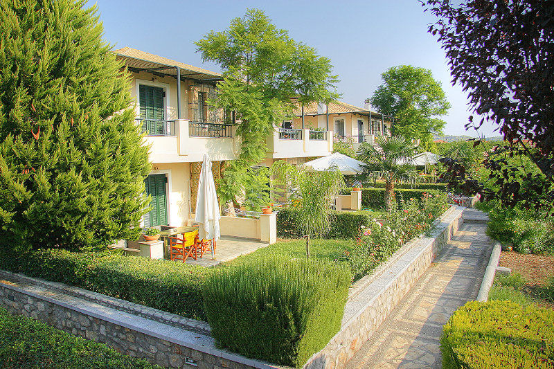 Sunny Garden Apartments Epidaurus Bagian luar foto