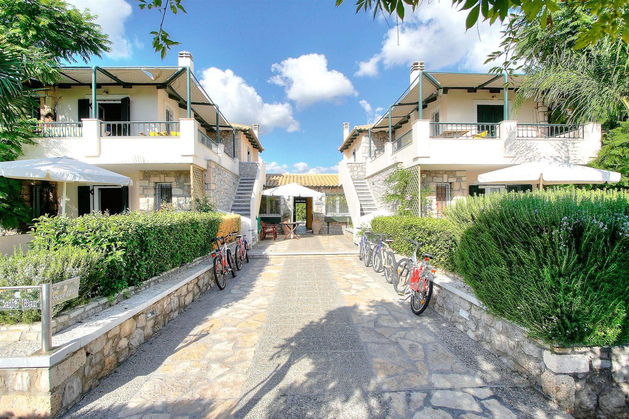 Sunny Garden Apartments Epidaurus Bagian luar foto