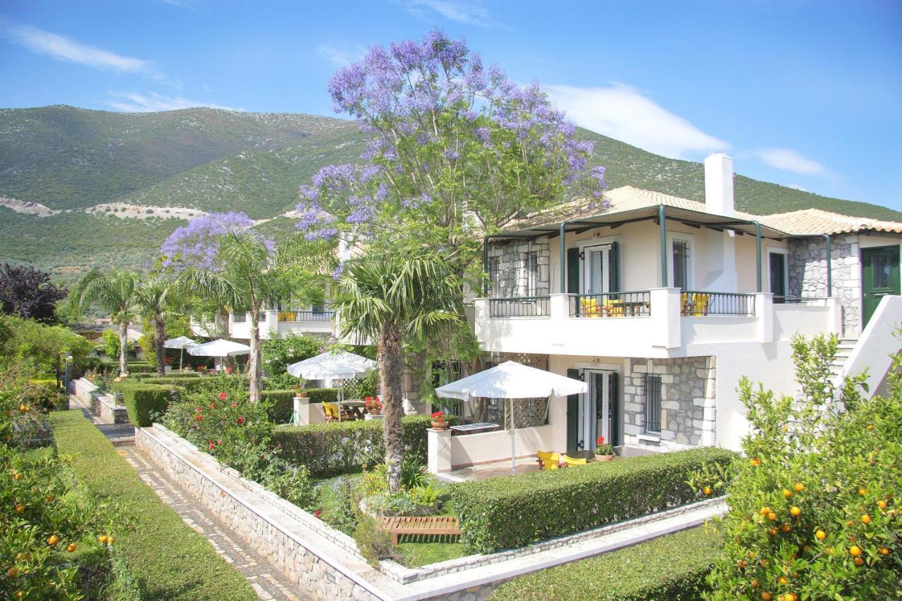 Sunny Garden Apartments Epidaurus Bagian luar foto